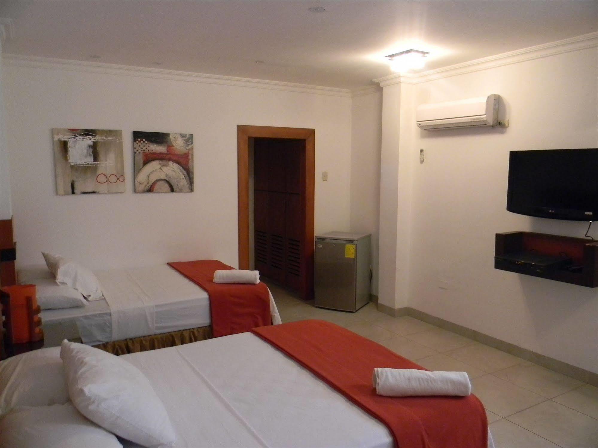 Hoteles En Guayaquil - Suites Guayaquil Cerca Del Aeropuerto Exteriér fotografie
