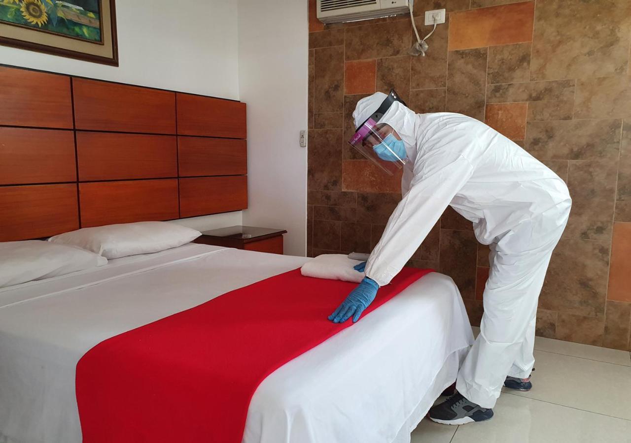 Hoteles En Guayaquil - Suites Guayaquil Cerca Del Aeropuerto Exteriér fotografie